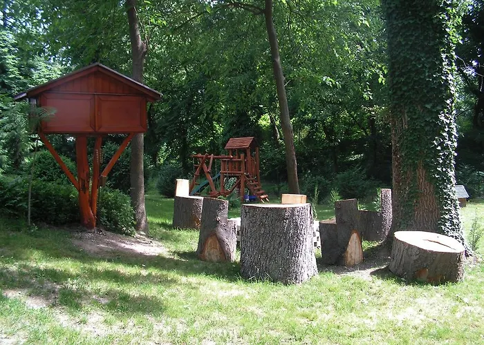 Park Panzio Es Etterem *