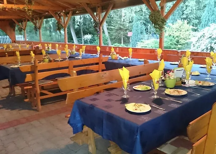 Park Panzio Es Etterem *