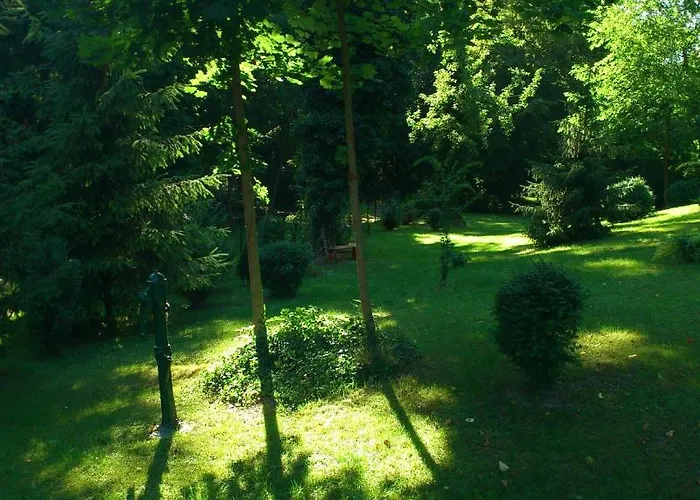 Pensionat Park Panzio Es Etterem